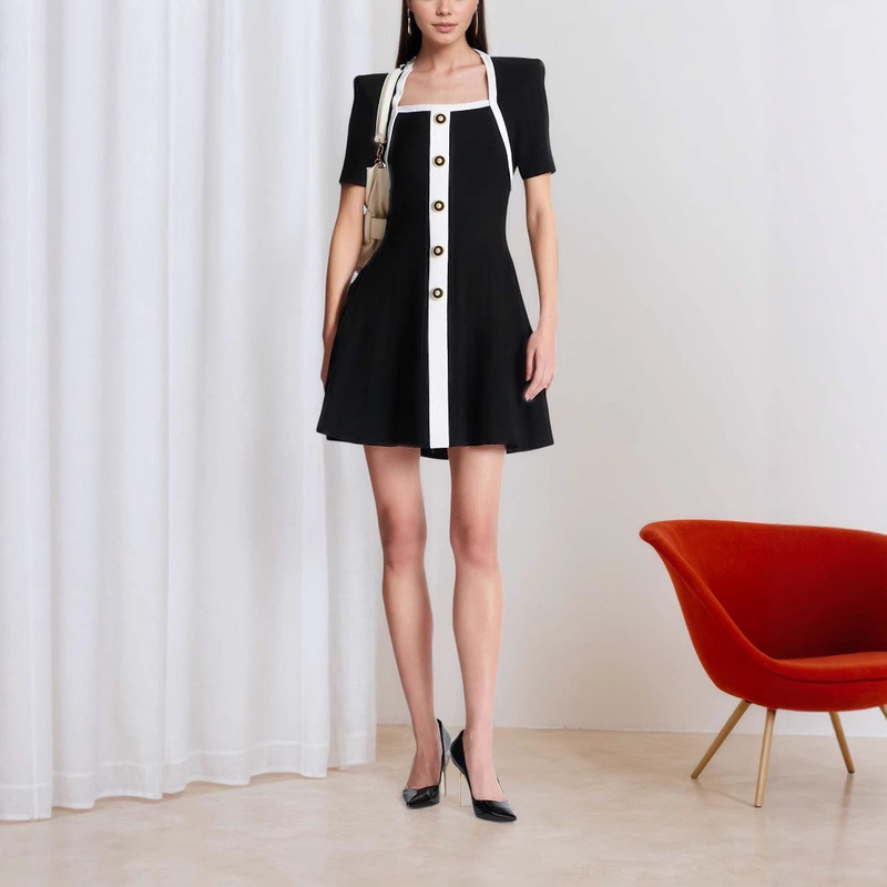 European and American Fashion Square Neck Short-Sleeved Color Matching Metal Buttons Single Row Multi-Button Design Women's New Dress