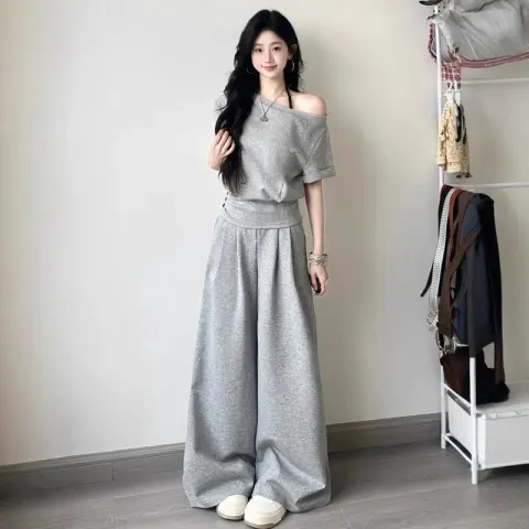 New Amazon European and American Casual Sportswear Suit for Women, Waist-Revealing, Off-Shoulder Short-Sleeved Tops, Wide-Leg Pants Two-Piece Set