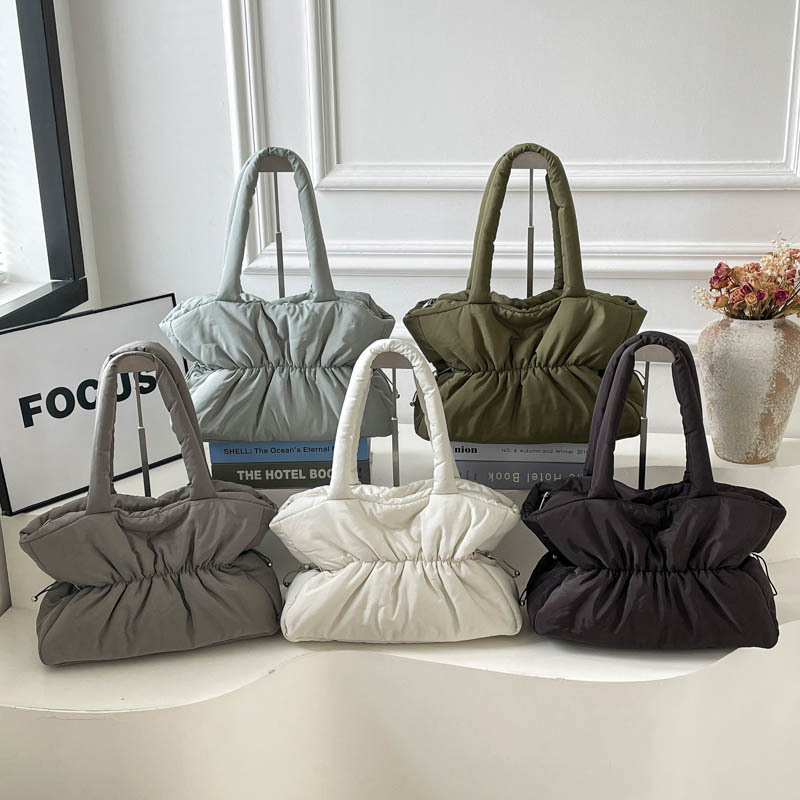 Drawstring pleated cotton bag for women, new single-shoulder bag, large-capacity commuter tote bag, Korean-style fashion underarm bag