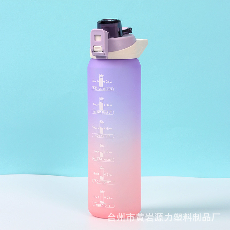 Nueva moda de gran capacidad al aire libre esmerilado taza de plástico gradiente deportes botella de agua portátil colorido espacio taza de beber directa