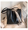 Capacious shoulder bag, fashionable one-shoulder bag, internet celebrity, western style