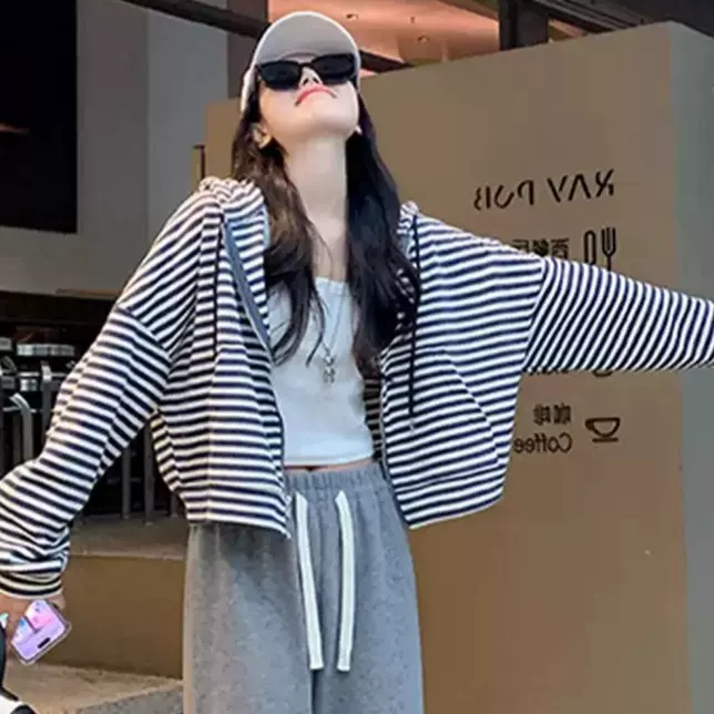 韩系ins衣服条纹连帽卫衣女上衣慵懒风2025秋季穿搭宽松百搭外套