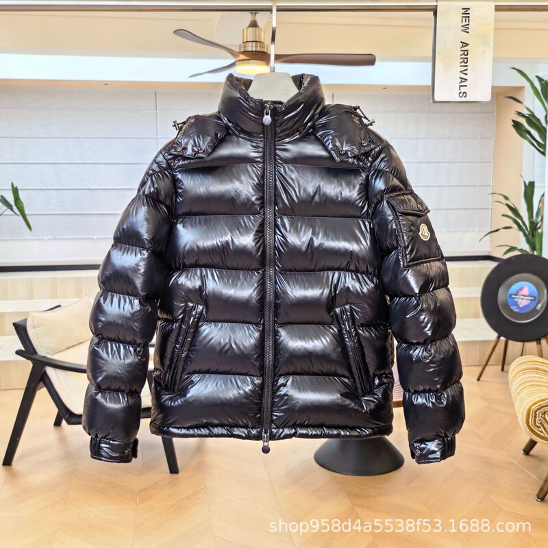 Top-quality, authentic, original-label Moncler Maya shiny, warm, goose down hooded puffer jacket for men and women, winter outerwear Top-quality, authentic, original-label Moncler Maya shiny, warm, goose down hooded puffer jacket for men and women, winter outerwear