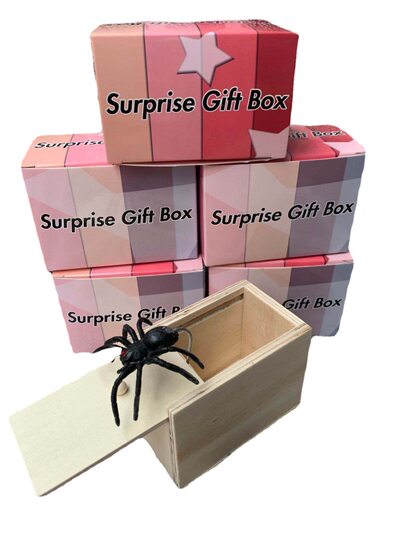 New Strange Toys Tricky Spider Starts Wooden Box Spider Horror Small Box Spider Kuso Spider