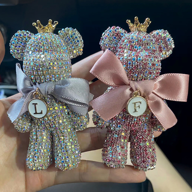 Coche perfume coche aire acondicionado salida de aire aromaterapia al por mayor Fragancia ligera fábrica oso violento decoración del coche suministros adornos