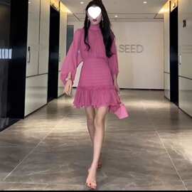 2026显瘦女装气质春季小个子宽松法式连衣裙荷叶收腰边灯笼袖