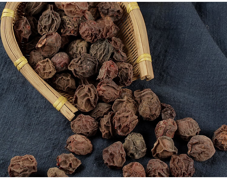Dried Dark Plum Wu Mei 500g Smoke Free Sichuan Fruit for Herbal Tea and Sour Plum Drink in use