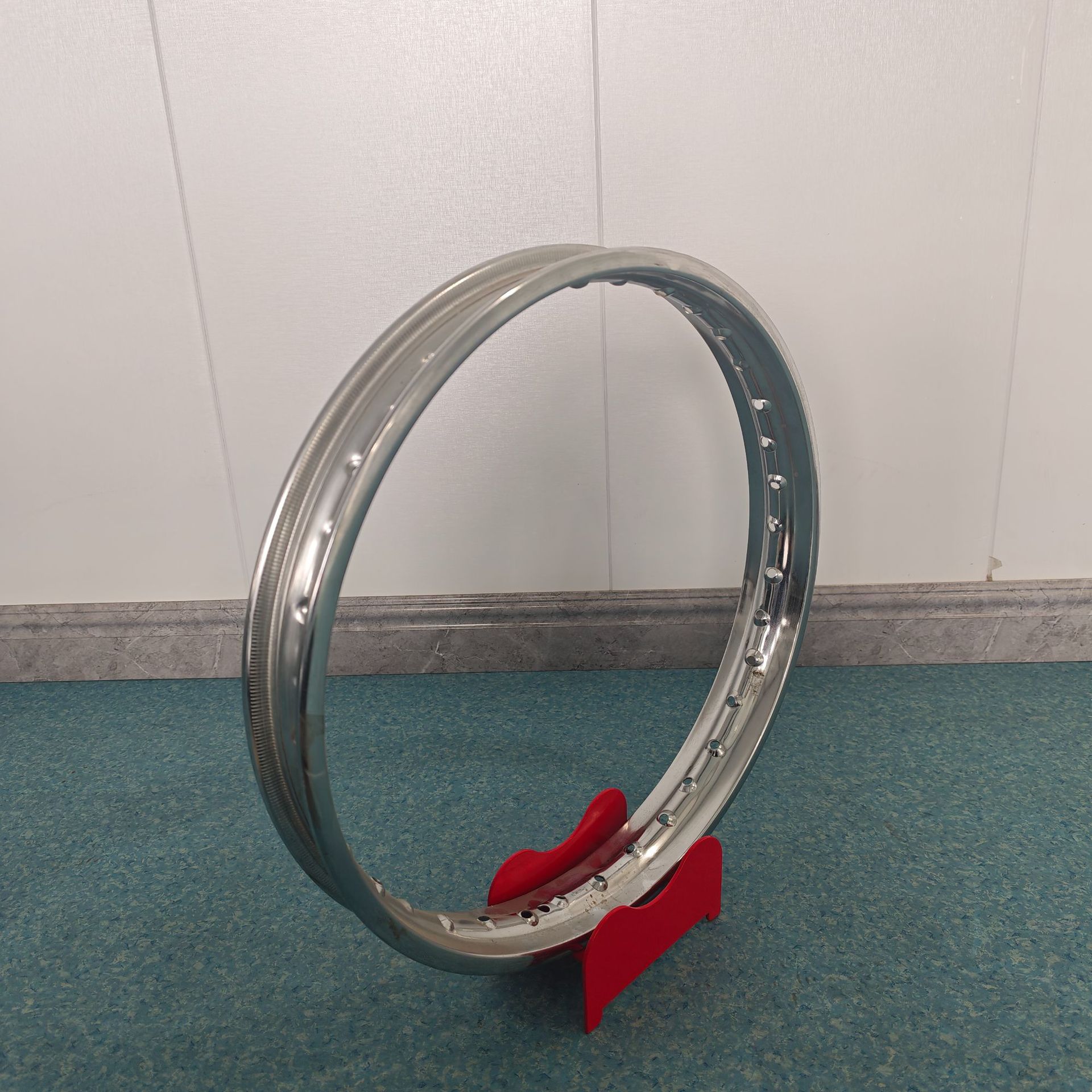Motorcycle galvanized steel rims, polished spoke rims 17inch universal rims for after-sales repair and replacement parts