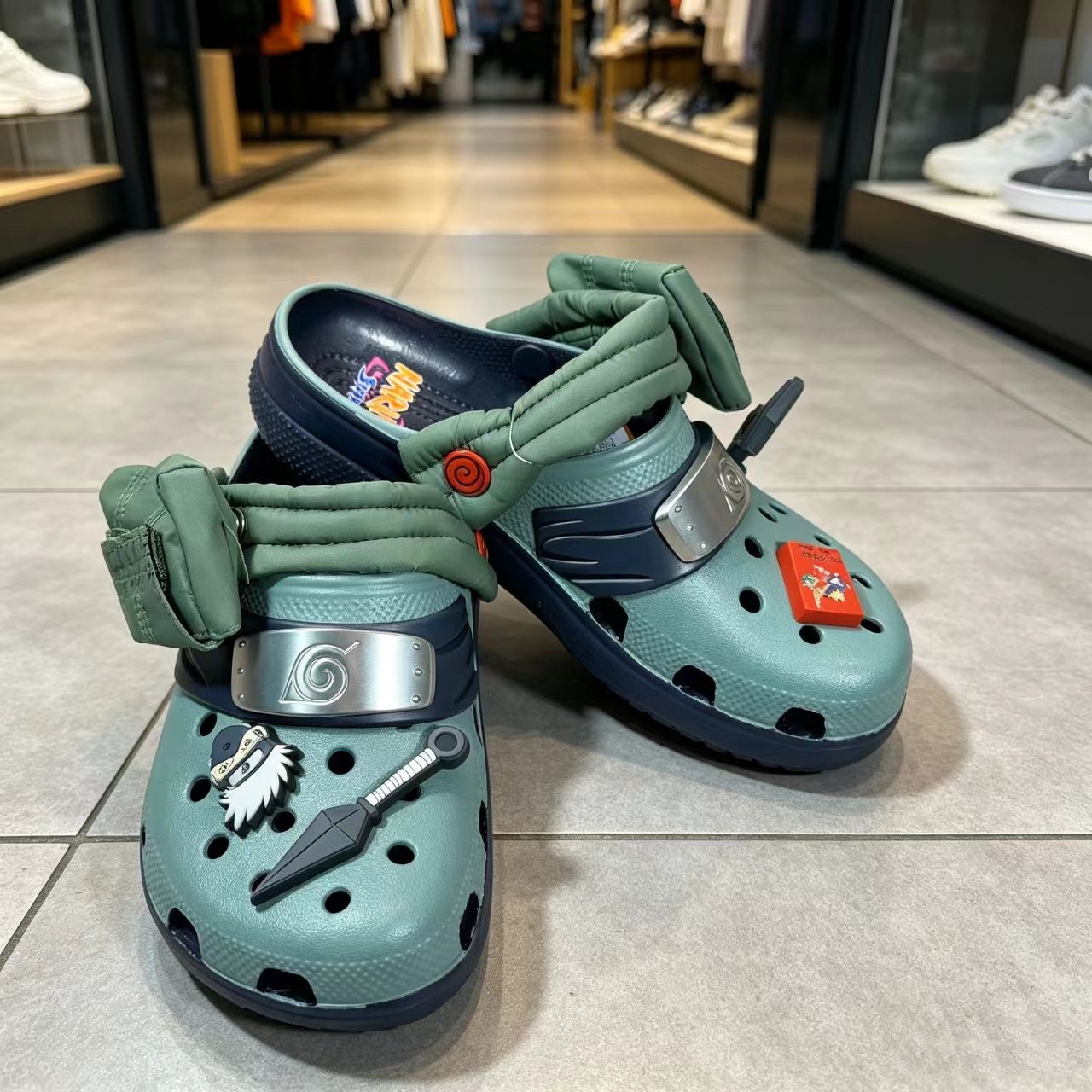 Cros nueva marca conjunta Hokyo Hole zapatos antideslizantes al aire libre zapatos de playa transpirables de moda casual sandalias de cabeza de paquete pueden批arse image 4