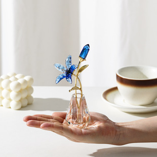 �羳ˮ��ʯ��ɫ���w�ٺϻ�����ٗU��ƿ�[���F���Ҿ��b[��