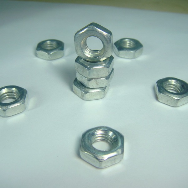 厂家生产销售铁镀锌六角螺母 GB6170碳钢六角螺帽M6