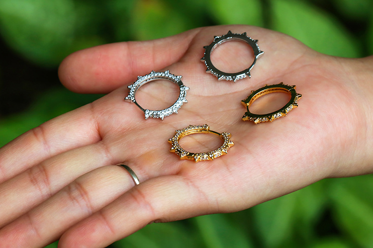 Geometric Pattern Fashion Big Circle Pointed Earrings Simple Micro-inlaid Zircon Copper Earrings