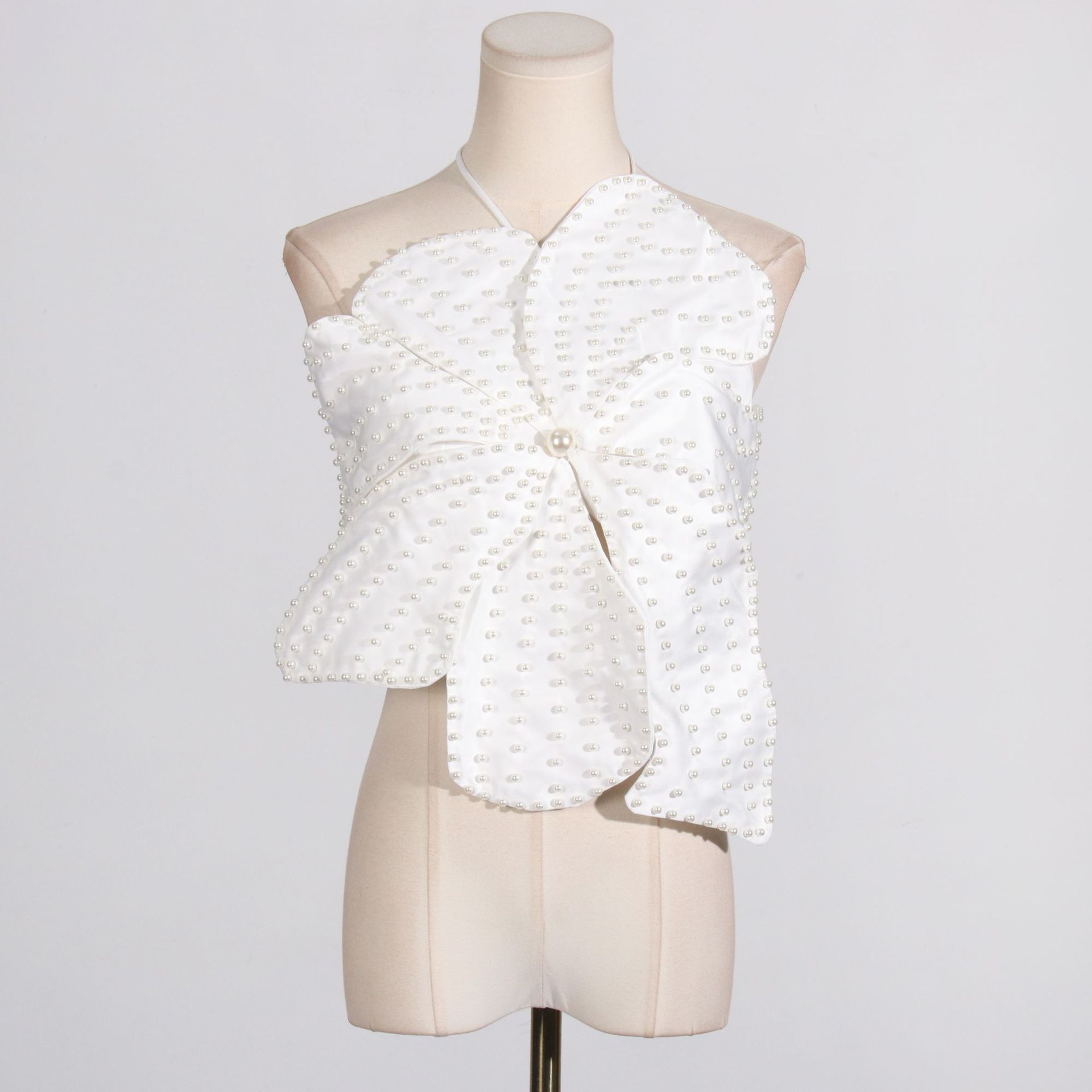 Dameskleding 2024 Lente en zomer Nieuwe sexy parel ingelegde driedimensionale bloemensplitsontwerp halternek tubetop vetertop voor vrouwen_voghion.com