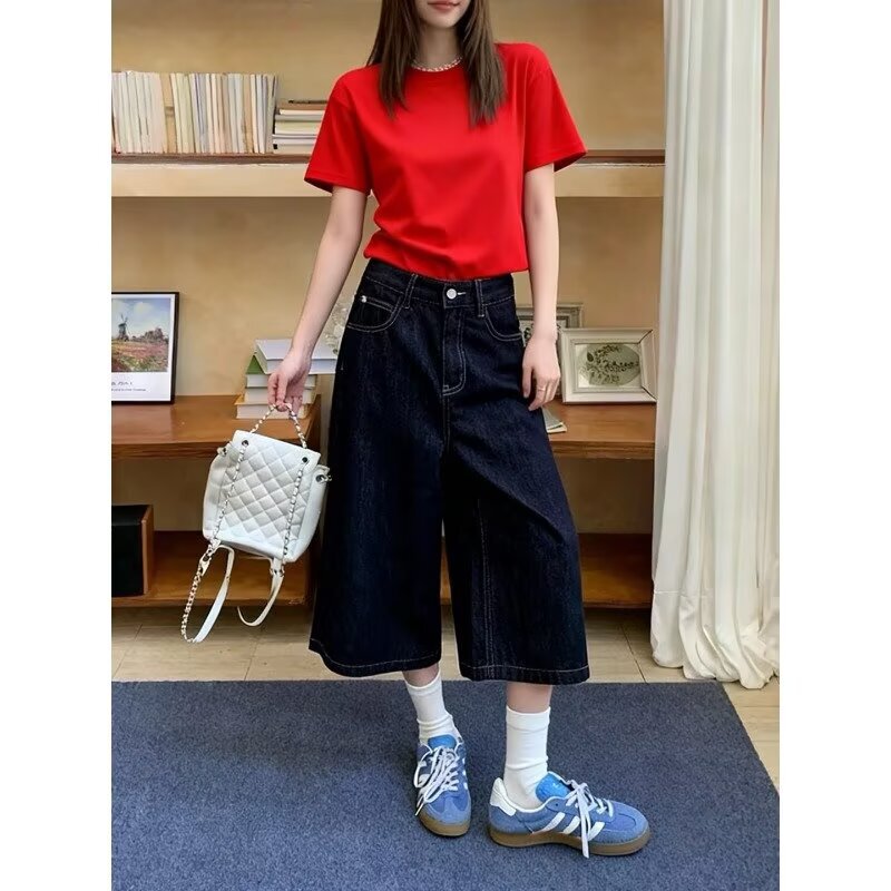 Dark Blue Wide-Leg Denim Capri Pants for Women, Summer New Vintage Style, Loose Fit, Flattering for Pear-Shaped Body, Straight-Leg Trendy Pants Dark Blue Wide-Leg Denim Capri Pants for Women, Summer New Vintage Style, Loose Fit, Flattering for Pear-Shaped Body, Straight-Leg Trendy Pants