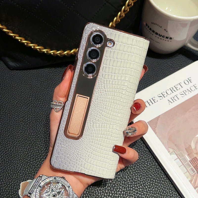 Applicable to Samsung zfold5 electroplated hinge fol4 folding screen fol3 mobile phone shell lizard pattern W24 protective cover