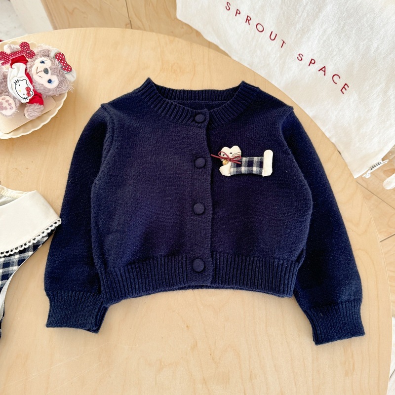 【粉红屋】女童韩系套装新品儿童立体卡通针织毛衣宝宝格子裙套装|undefined