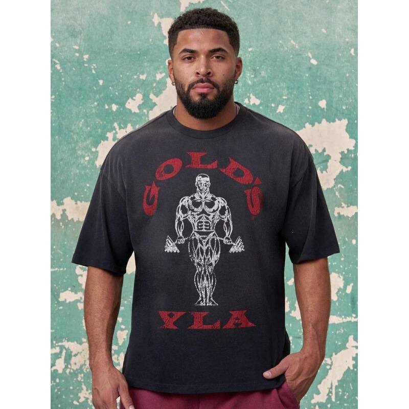 YOUNGLA collaboration with GOLD'S: new men's short-sleeved running and fitness cotton T-shirt, available in plus sizes and a loose, cropped fit YOUNGLA collaboration with GOLD'S: new men's short-sleeved running and fitness cotton T-shirt, available in plus sizes and a loose, cropped fit