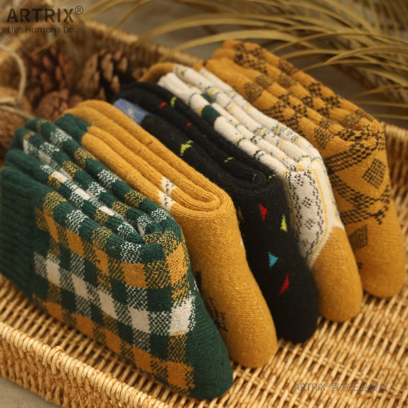 Winter can be worn outside cold-proof western style warm thick socks towel socks Terry wool socks female socks student socks retro Winter can be worn outside cold-proof western style warm thick socks towel socks Terry wool socks female socks student socks retro