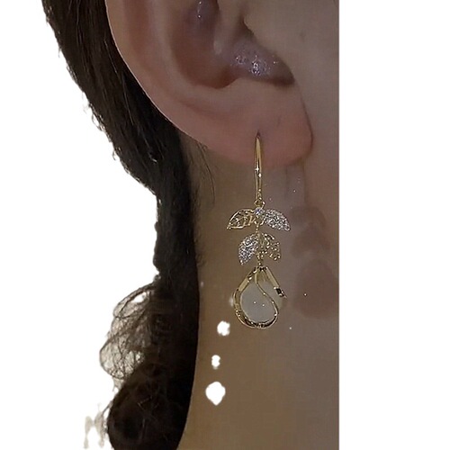 2024 Korean New Trend Leaf Cat's Eye Stone Ear Hook Fashion Earrings Unique Design Sense Charming Earrings for Women