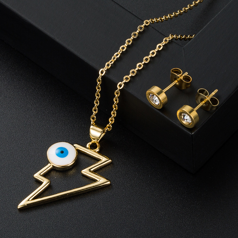 Simple Copper Gold-plated Hollow Lightning Devil's Eye Pendant Necklace display picture 4