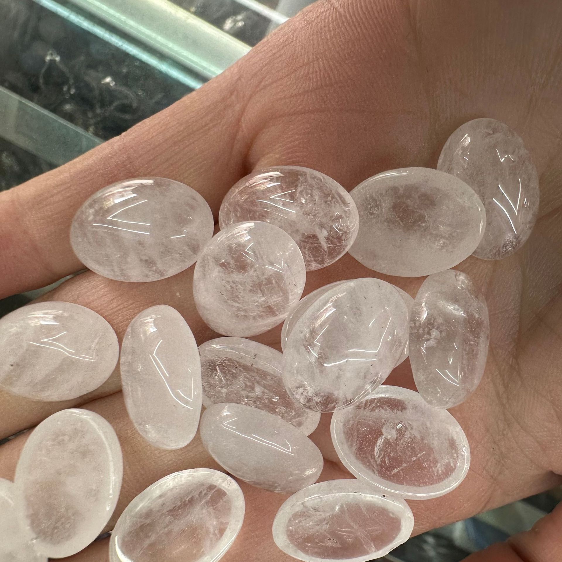 화이트 크리스탈