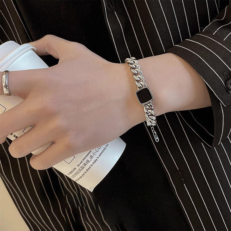 Square Cuban Bracelet Men's Titanium Steel Color-free Trendy All-match Retro Niche Jewelry Women's High-end Accessories Jewelry Square Cuban Bracelet Men's Titanium Steel Color-free Trendy All-match Retro Niche Jewelry Women's High-end Accessories Jewelry