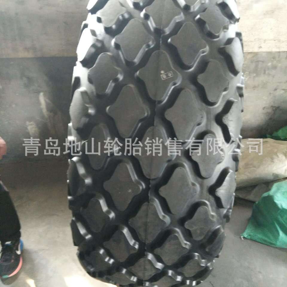 厂家供应23.1-26工程轮胎 压路机轮胎 梅花花纹