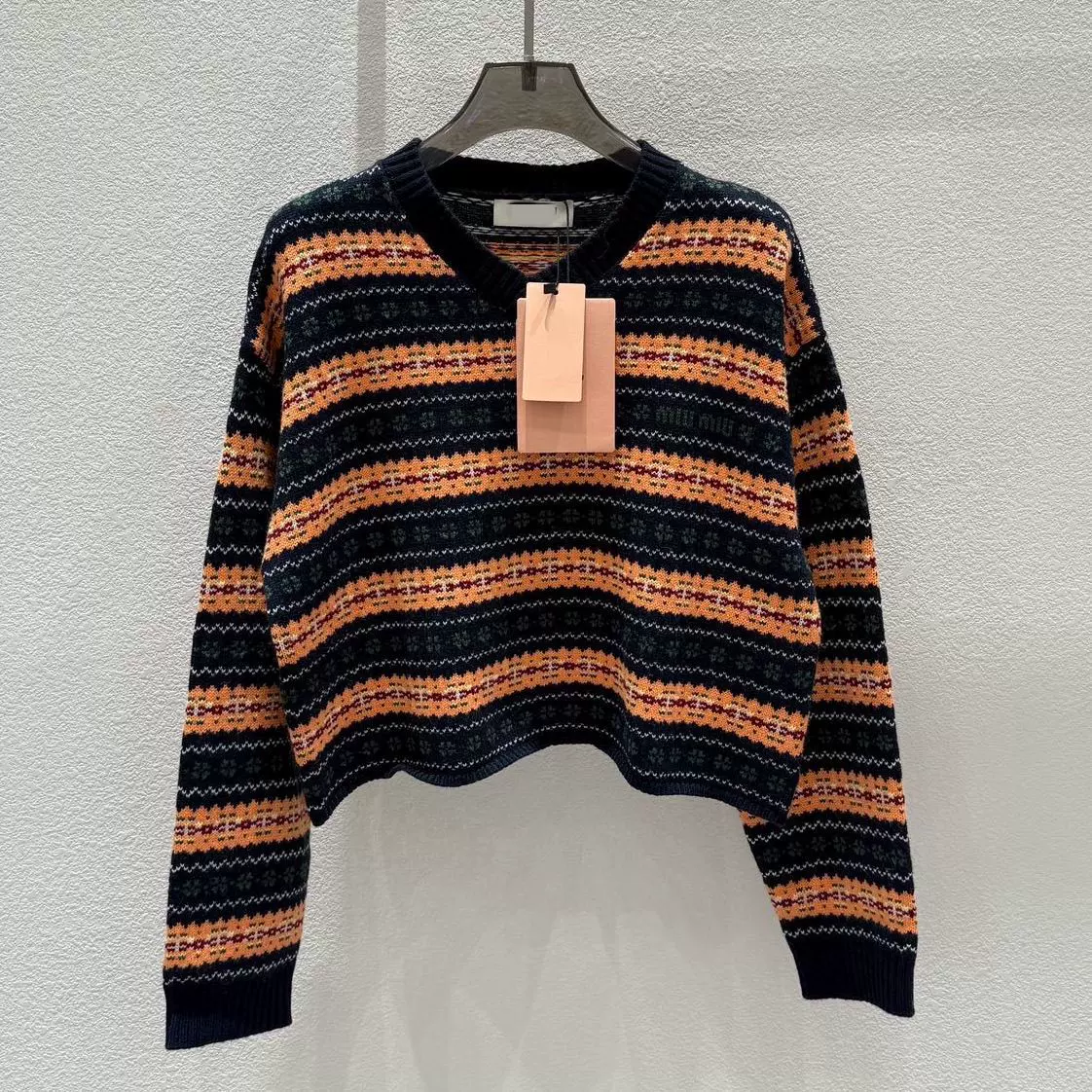 2025针织秋冬复古学院风羊毛打底条纹提花V领宽松长袖毛衣