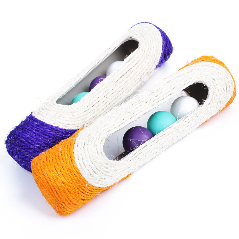 El juguete para gatos de sisal es resistente al agarre y no puede eliminar la miga. El rodillo de sisal con la tabla de agarre para gatos de tres bolas se convierte en un gatito
