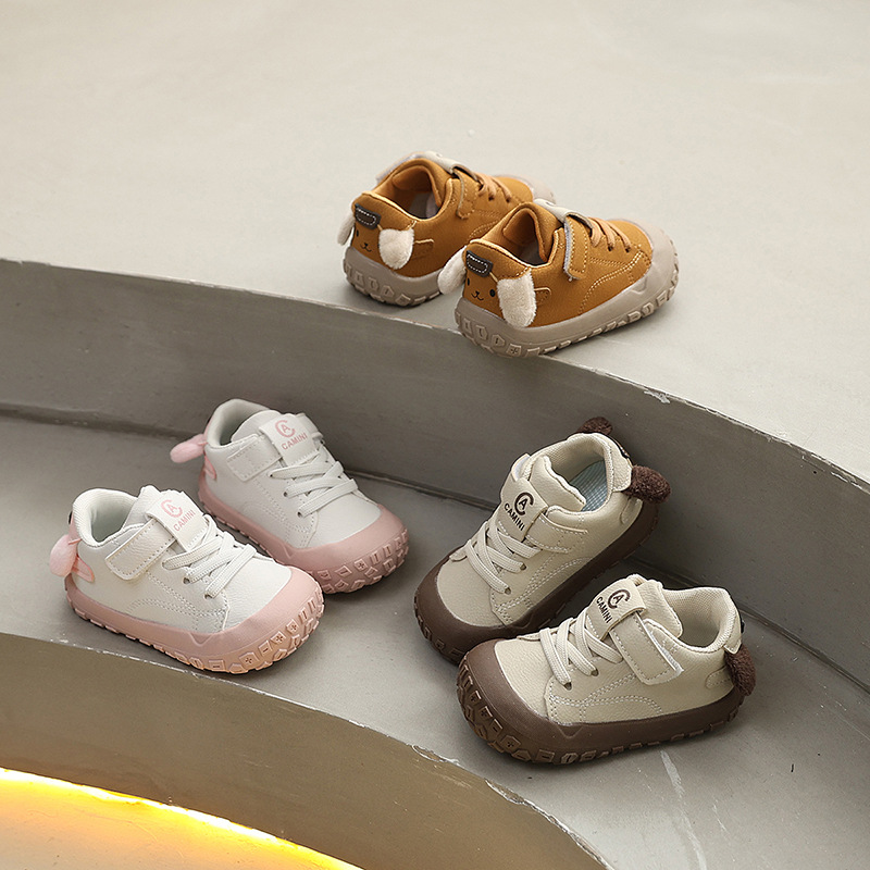 Sapatos infantis de sola macia, antiderrapantes, estilo casual e confortável para primavera e outono._voghion.com