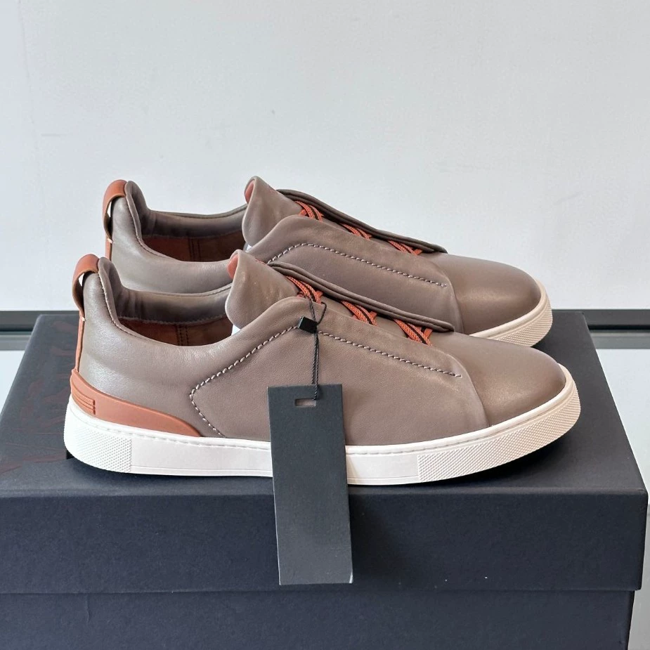 Весенне-осенние новые стильные мужские кроссовки из воловьей кожи, дорожная обувь из натуральной кожи, мужские туфли без шнуровки на плоской подошве с эластичной лентой, мужские туфли