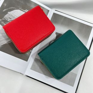 �羳Ůʿ�X������ŮС���y�п��׶࿨λ��Ƭ�A�{����C���ռ{��