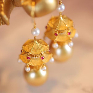 Authentic Pavilion and Pavilion-Original Sand Gold Bead Earrings Non-Legacy Red Book Explosions Palace Style New Chinese Style