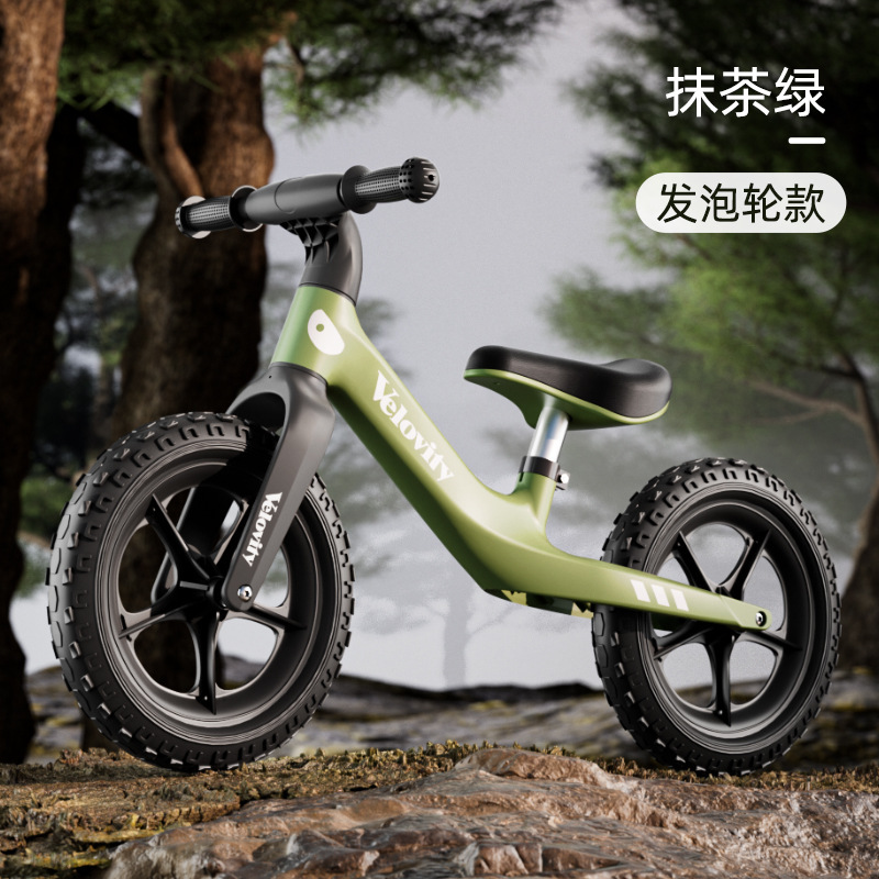 在庫あり卸売子供用バランスカーペダルなし自転車スクーター2-3-6歳の子供用ベビースクーター|undefined