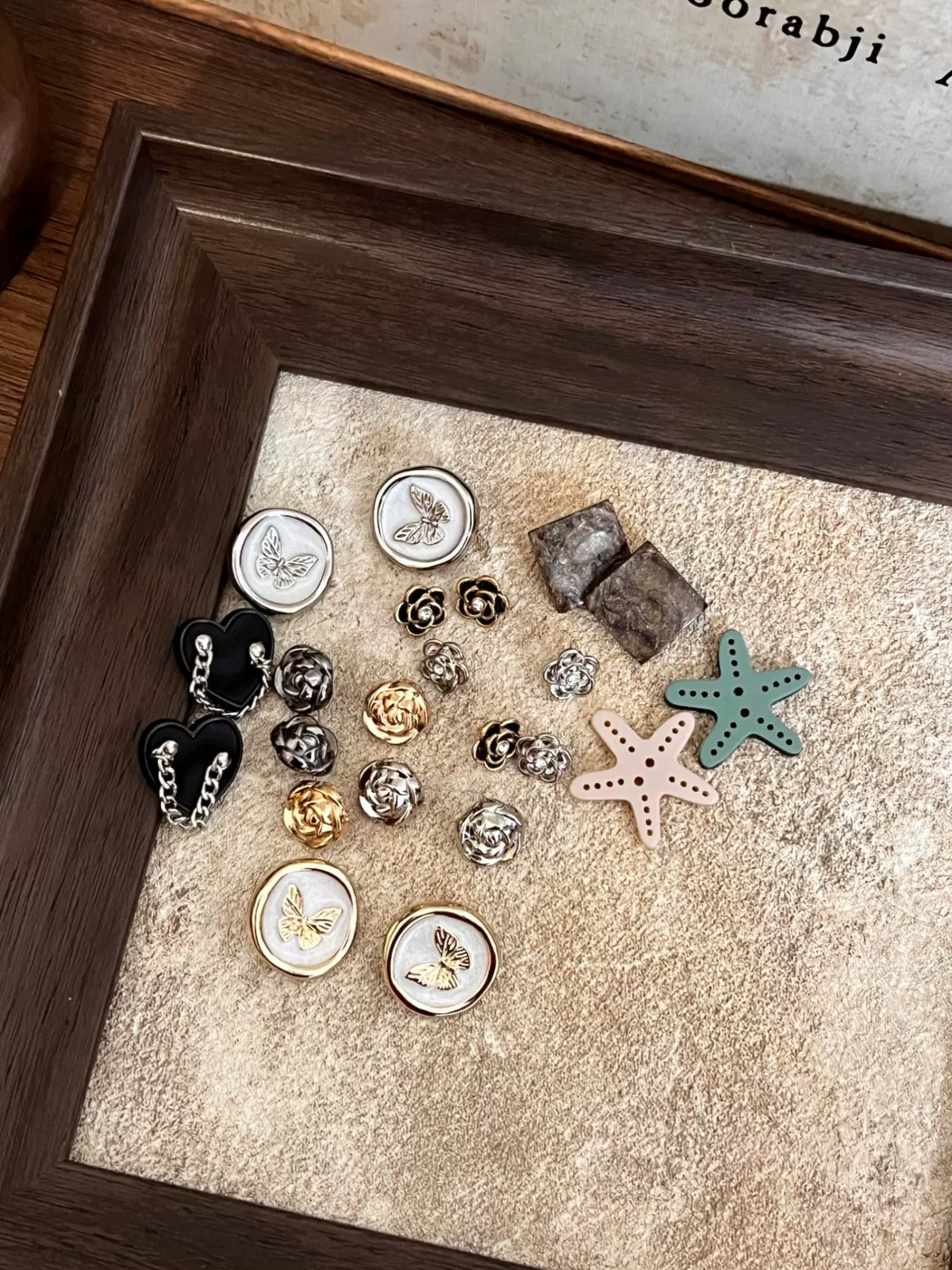  handmade buttons, clothes cufflinks, diy decorative metal buttons, camellia flower buttons, versatile niche bag button materials