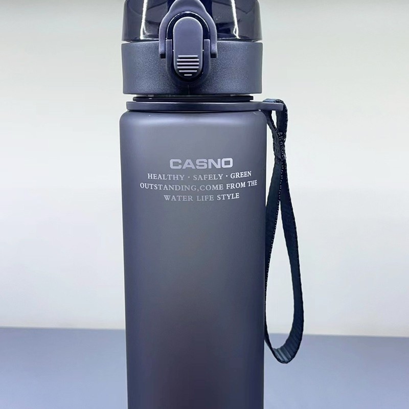 Cassino esmerilado deportes taza de agua portátil de plástico taza para hombres y mujeres creativo estudiante portátil hervidor con tapa espacio taza