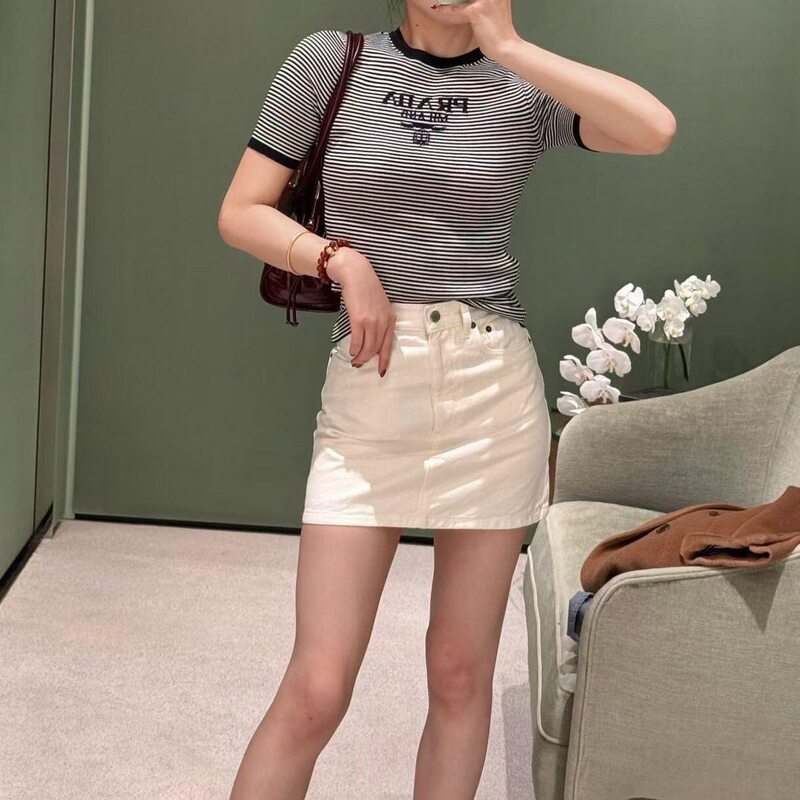 Nanyou High-End Version Spring/Summer New Letter Jacquard Striped Knit Short-Sleeve Top with Iconic Letter Jacquard on the Chest Nanyou High-End Version Spring/Summer New Letter Jacquard Striped Knit Short-Sleeve Top with Iconic Letter Jacquard on the Chest