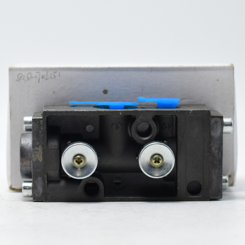 Piezas de los accesorios del autobús del camión pesado de la válvula 81521706151 de la caja de engranajes de SMT