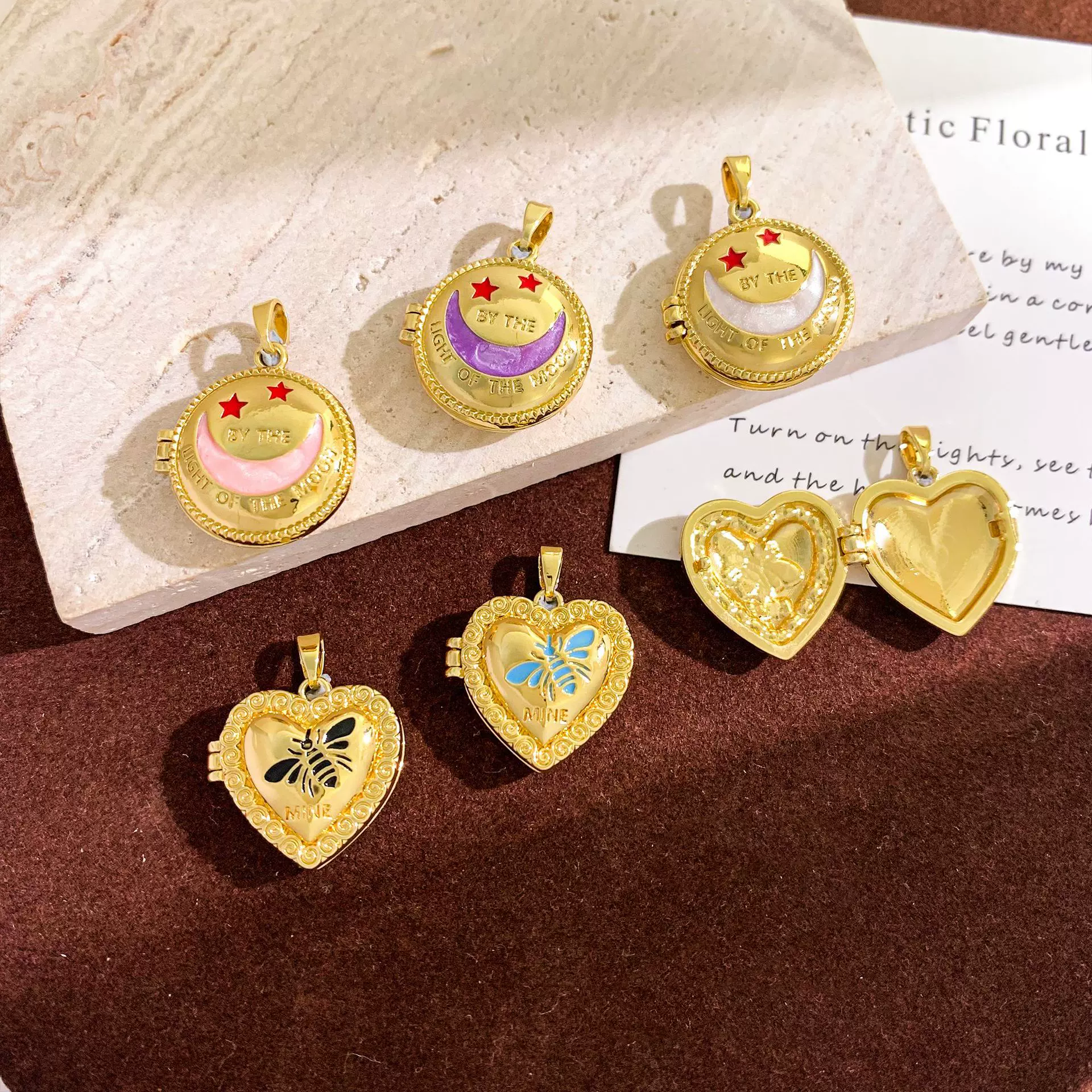 吊坠热卖爱心月亮相盒项链吊坠简约设计感不掉色百搭diy饰品配件