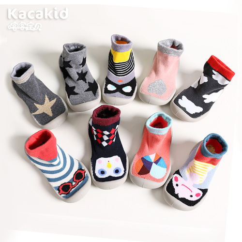 Non-slip children's indoor shoes baby floor shoes outdoor rubber sole children's shoes toddler shoes terry winter short shoes and socks wholesale