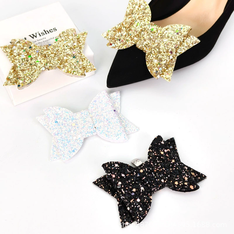 Туфли на высоком каблуке из кожи с декоративными цветочными элементами, съемными пряжками, клипсами для обуви, блестками, бантиками, самоклеящимися украшениями для обуви и стразами.