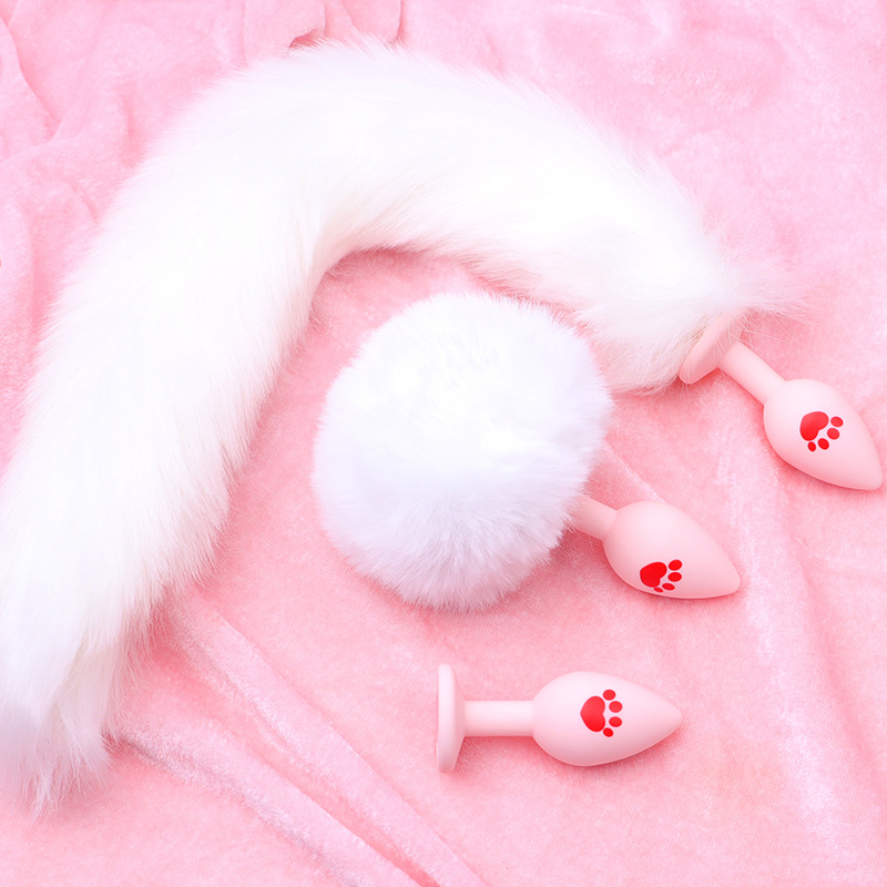 Fox Tail Anal Plug Three-Piece Set, Cat Paw Print Silicone Beads, Black — detail image 3