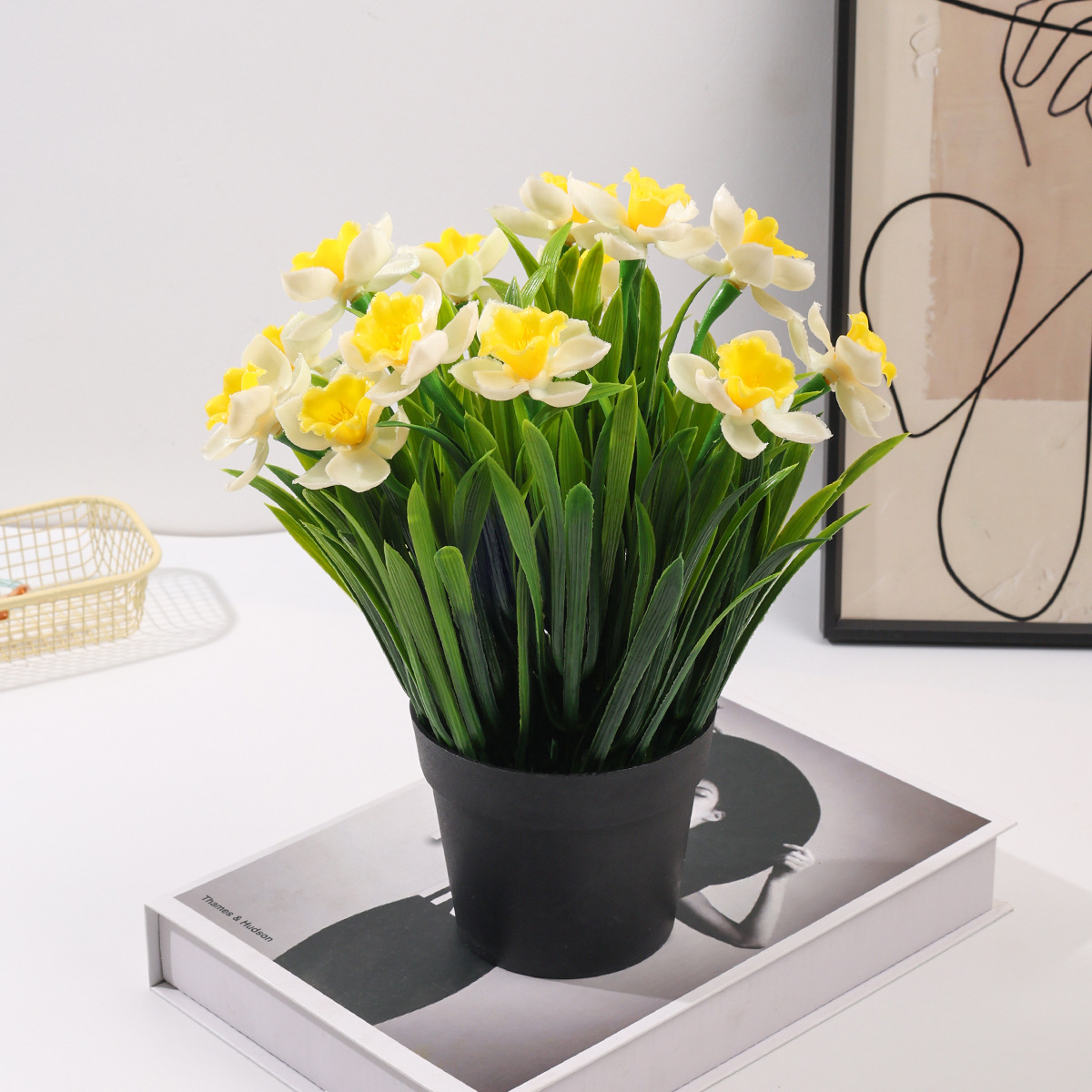 Narciso simulado en maceta de plástico flor falsa pequeña decoración de escritorio de bonsai decoración artificial transfronteriza planta de simulación