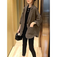 2021新款欧洲站卡其色西装外套女韩版小个子宽松大码休闲薄款西服