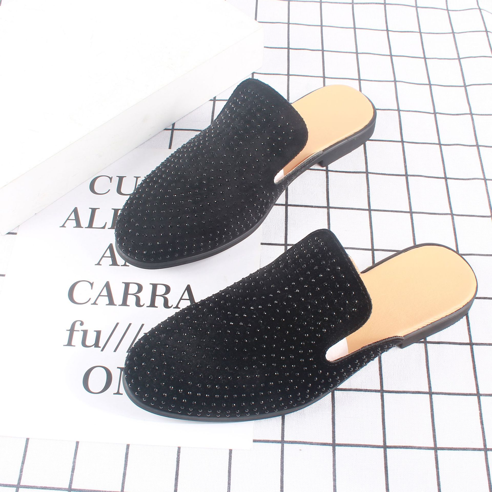 �ļ�����ˮ��СƤЬ��ʿһ�ŵ�Ӣ�׺��泱������ˮ�����Ь��763