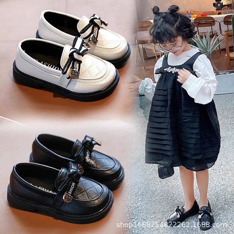 2023 Весна и осень Новые кожаные туфли для девочек в Корейском стиле, клетчатые туфли принцессы на мягкой подошве для маленьких девочек, детская обувь с бантом