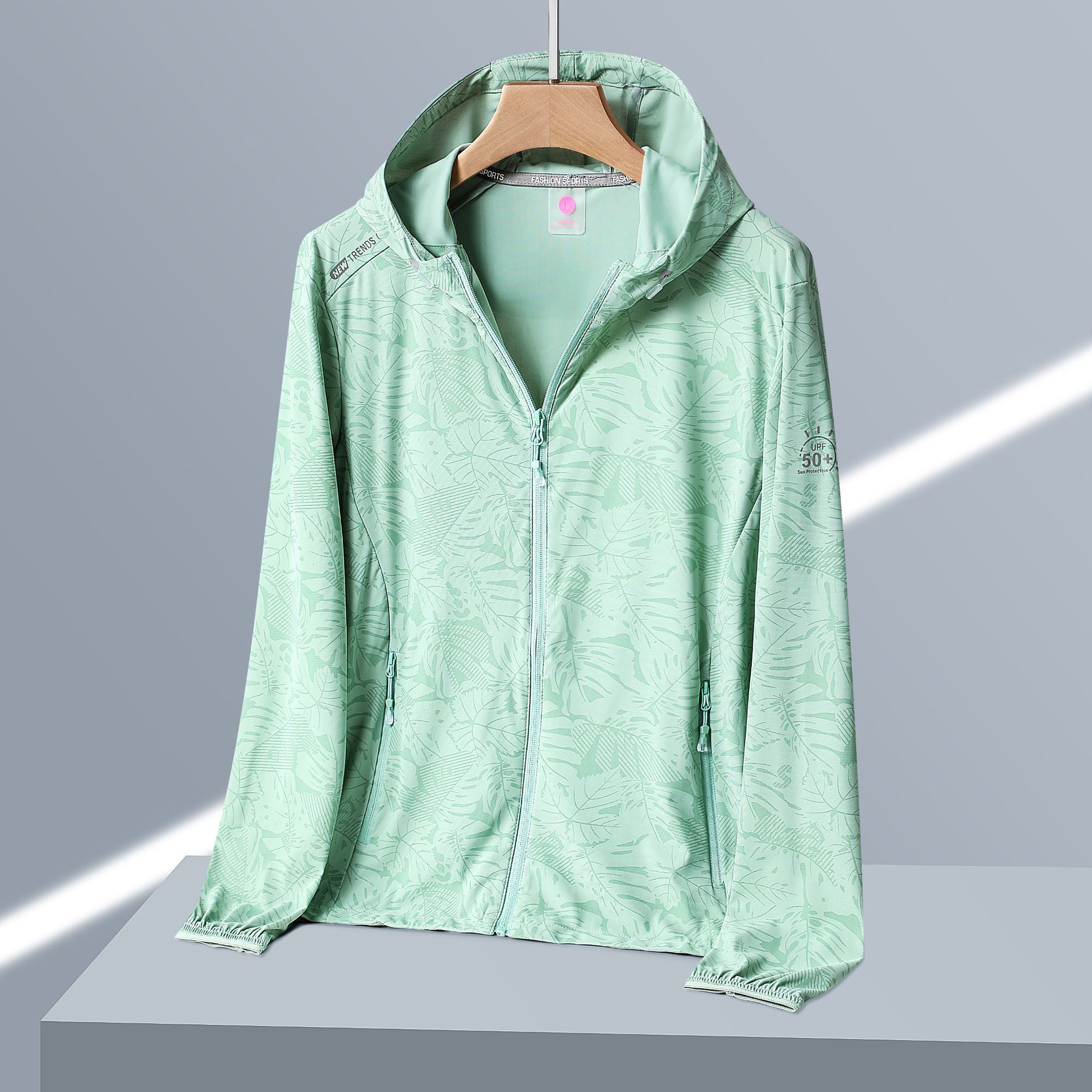 위장 콩 녹색 여성 [1668]