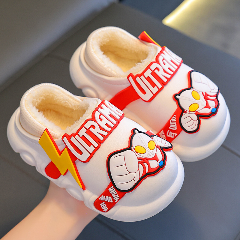 2024 nuevo invierno Ultraman zapatillas de algodón para niños impermeables calientes de peluche para niños pequeños y grandes zapatillas de algodón para niños pequeños