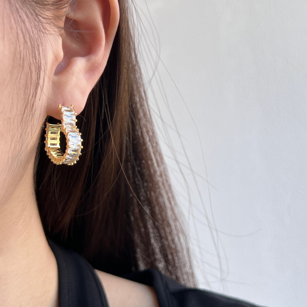 7g Weight 925 Sterling Silver Ear Needle Material 18K Gold Plated, Rhodium Plated Plating Material Zircon Inlay Material Hoop Earrings, Ear Studs Classification 1 Pair Quantity Daily, Street Occasion 1 Pair 18K Gold Plated Rhodium Plated 925 Sterling Silver Zircon 925 Sterling Silver Earrings Heart Shape Hoop Earrings Ear Studs