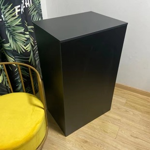 Clothing Store, Nail Salon, Small Shop, Cashier Desk, Reception Desk, Island Display Cabinet, Wall Cabinet, Black Bar Counter, Simple